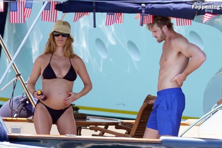 Nina Agdal & Logan Paul Celebrate July the 4th Independence Day in Capri (45 Photos)
