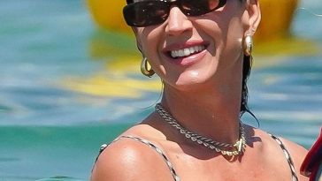 Katy Perry and Her Family Arrive at Le Club 55 in Saint-Tropez (97 Photos)