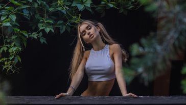 Valenti Vitell Hot (5 Photos)