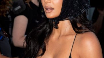 Kim Kardashian Shows Off Her Assets at Andrea Bocelli’s Concert (14 Photos)