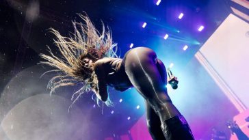 Rita Ora Shows Off Her Assets on Stage in Vilnius (39 Photos)