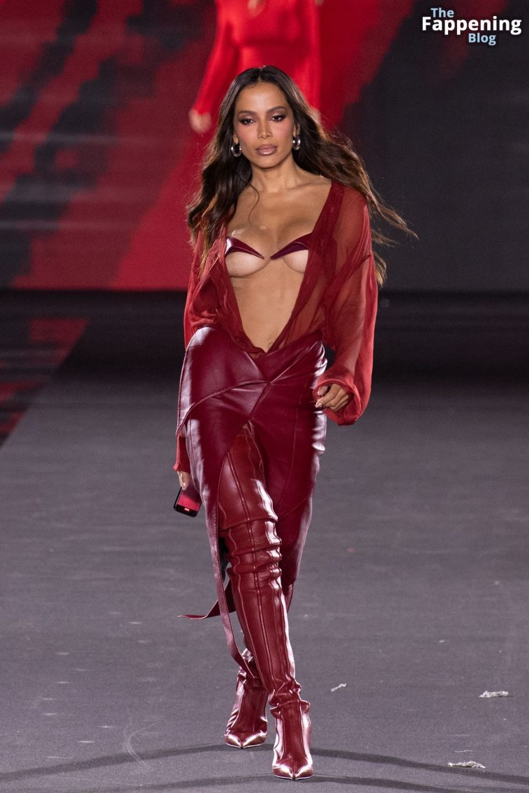 Anitta Looks Hot on the Catwalk at the L’Oréal Fashion Show During Paris Fashion Week (38 Photos)