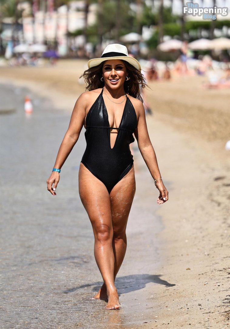 Narinder Kaur Looks Sexy in the Sea While on a Late Summer Break in Ibiza (56 Photos)