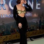 Hailee Steinfeld Shows Off Nice Cleavage at the “Arcane” Premiere (49 Photos)