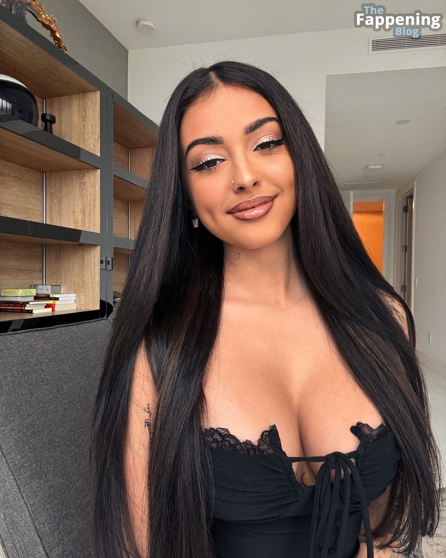 Malu Trevejo Looks Sexy in a Black Dress (8 Photos + Video)