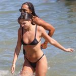 Carmen Arrufat Enjoys a Sunny Day in Brazil (69 Photos)